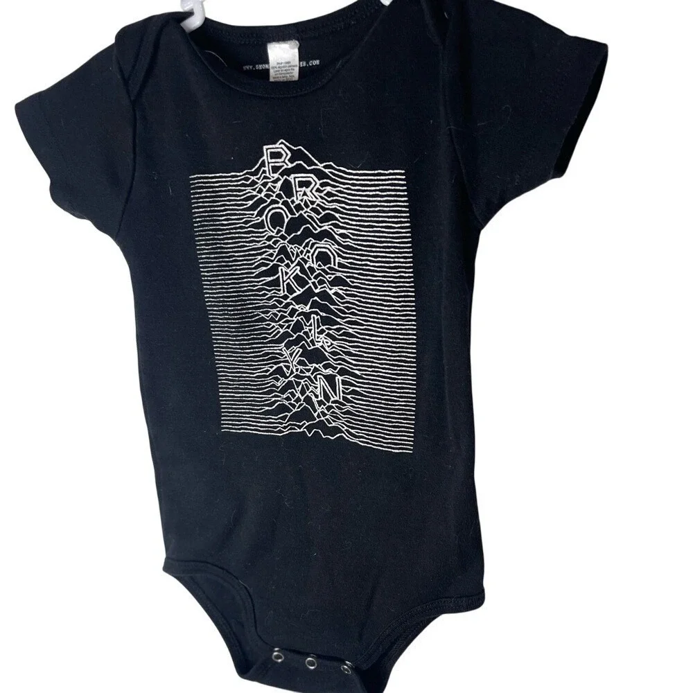 Gnome Enterprises‎ Brooklyn Jumper Vintage Concert Tee Baby Romper 12-18 Months